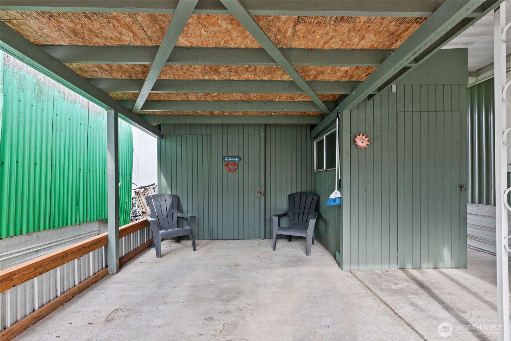 2522 Old Hwy 99 S Road 2 Property Photo 17