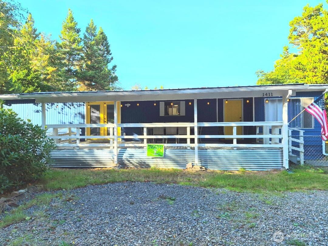 1411 297th Lane Property Photo 1