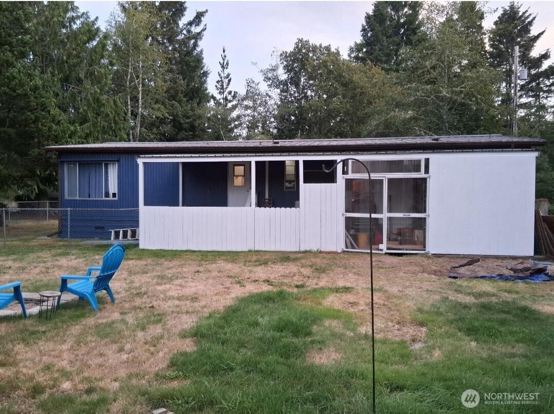 1411 297th Lane Property Photo 6