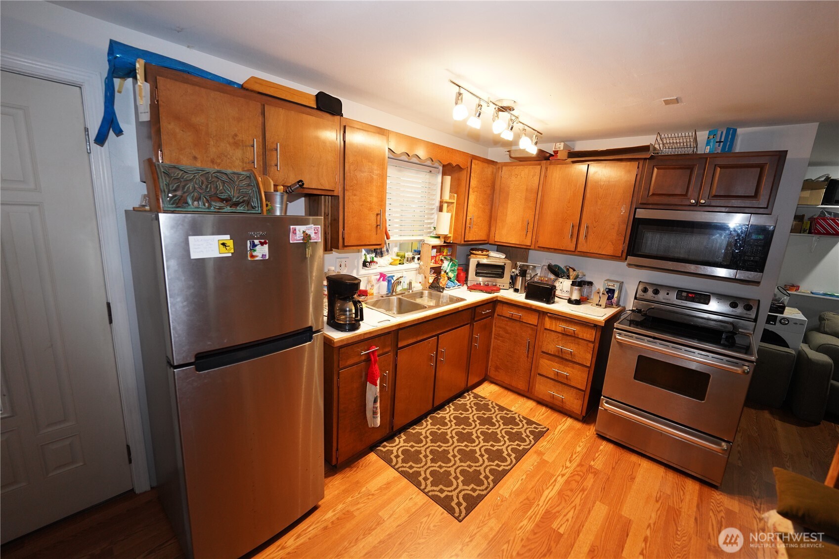 29602 L Lane Property Photo 4