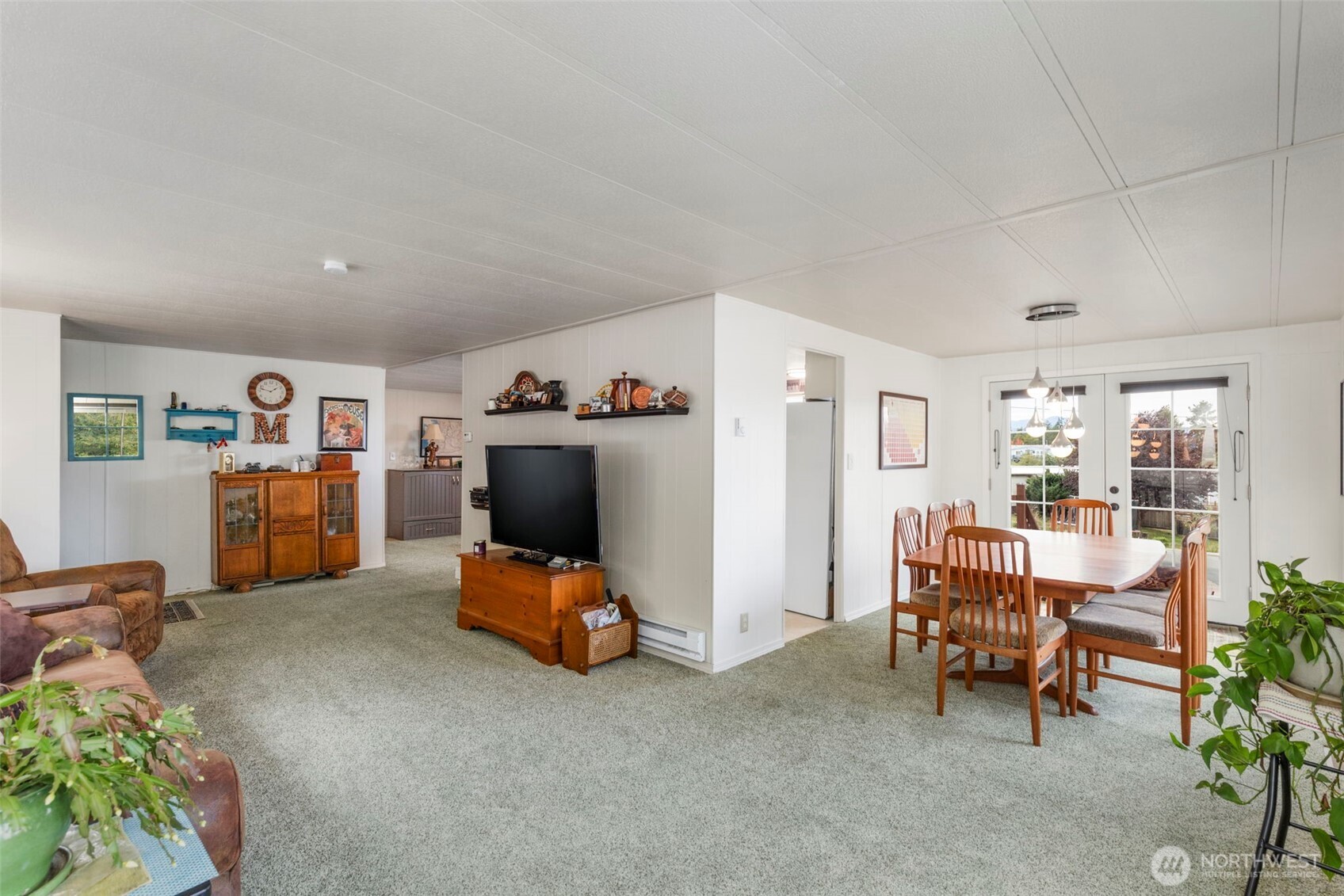 111 Alder Drive Property Photo 15