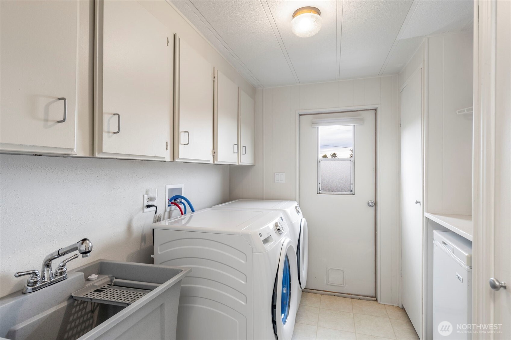 111 Alder Drive Property Photo 25