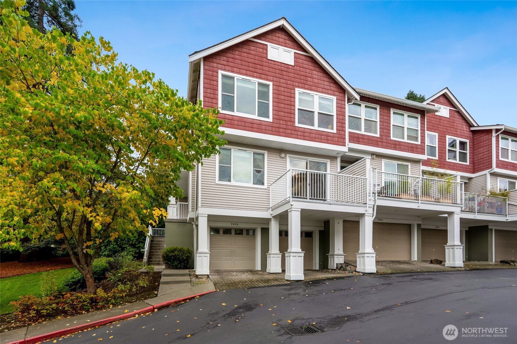 2800 SW Raymond Street 207 Property Photo 1