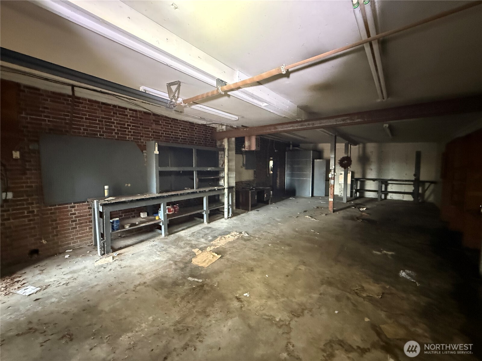 2723 Lincoln Avenue Property Photo 4