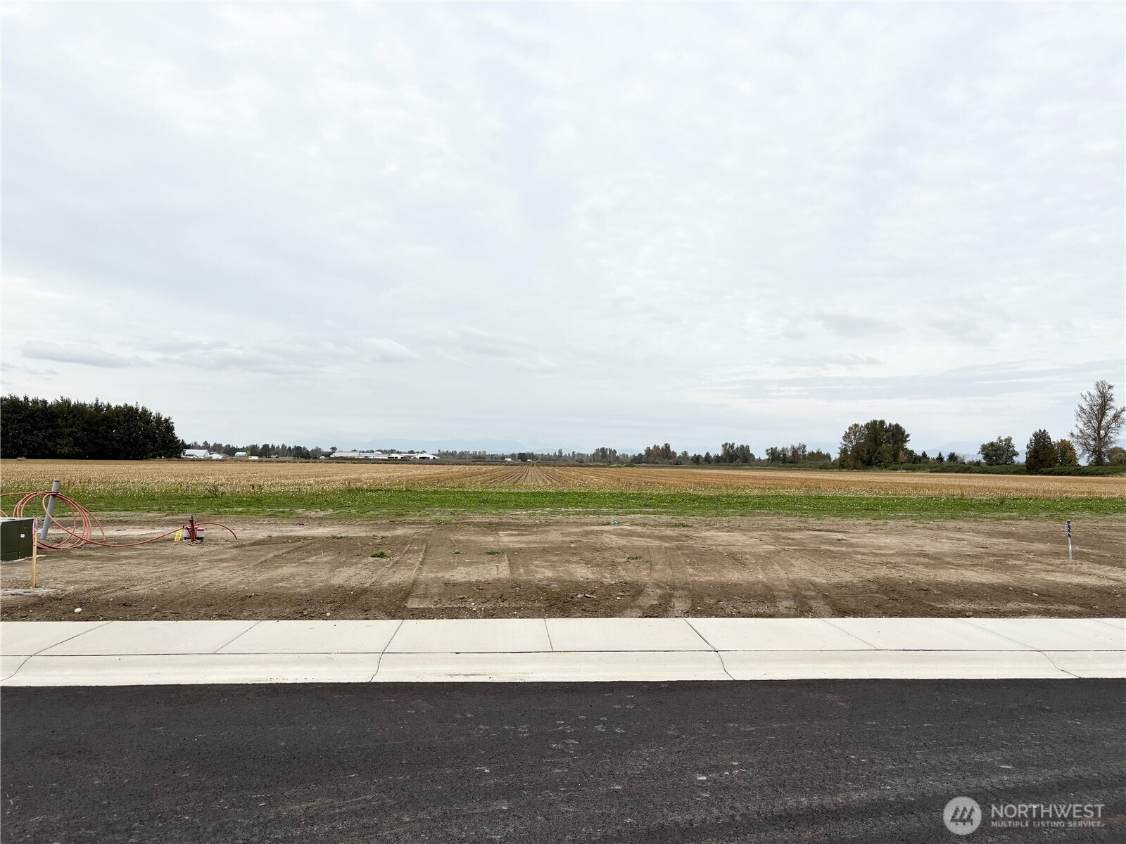 416 W 3rd Street Property Photo 1