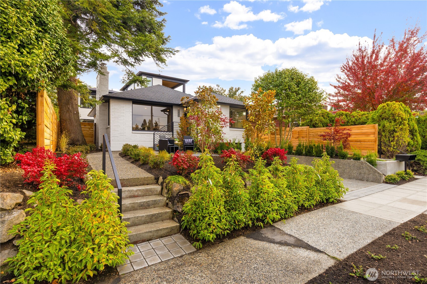 5946 39th Avenue Property Photo 2