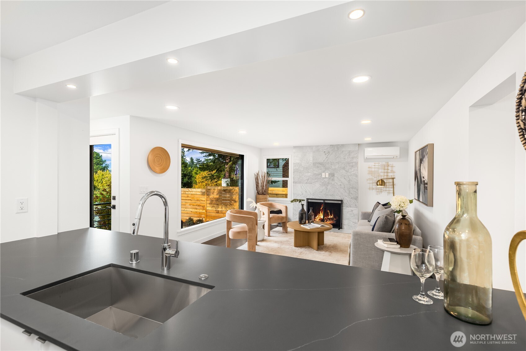 5946 39th Avenue Property Photo 12