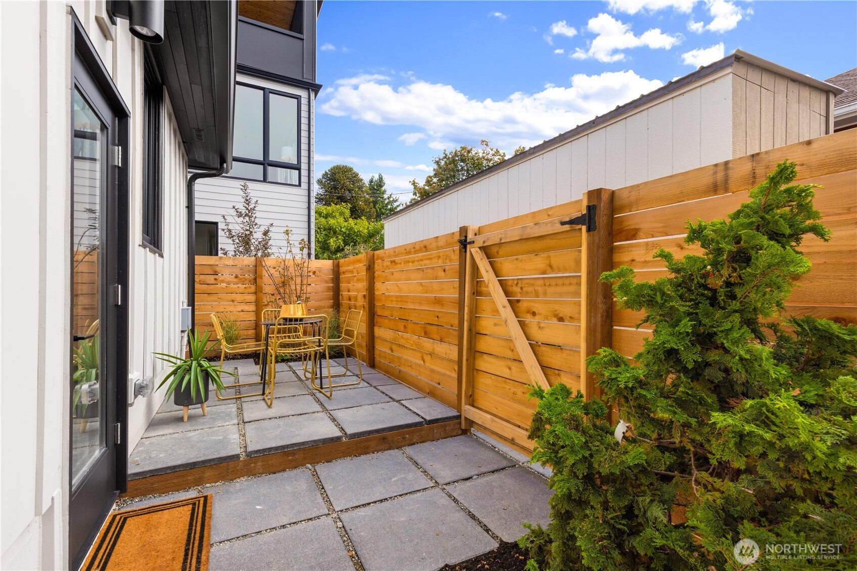 5946 39th Avenue Property Photo 28