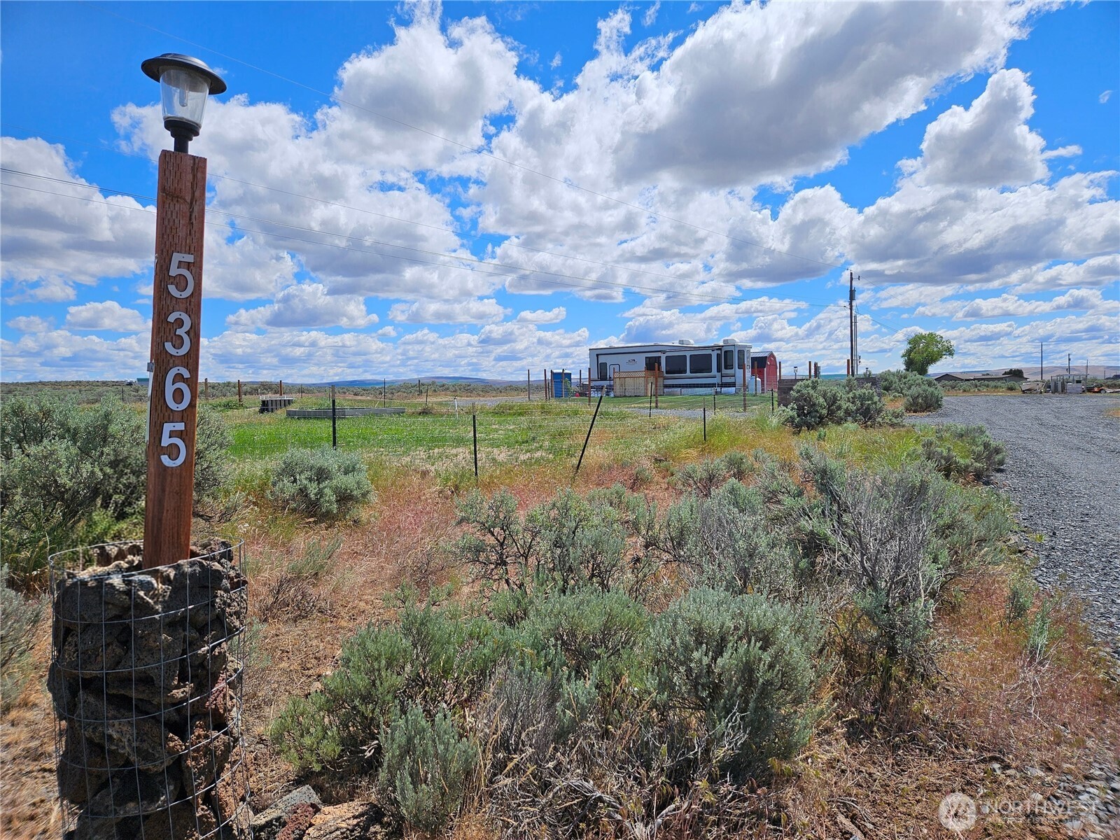 5365 W Coyote Trail Property Photo 13