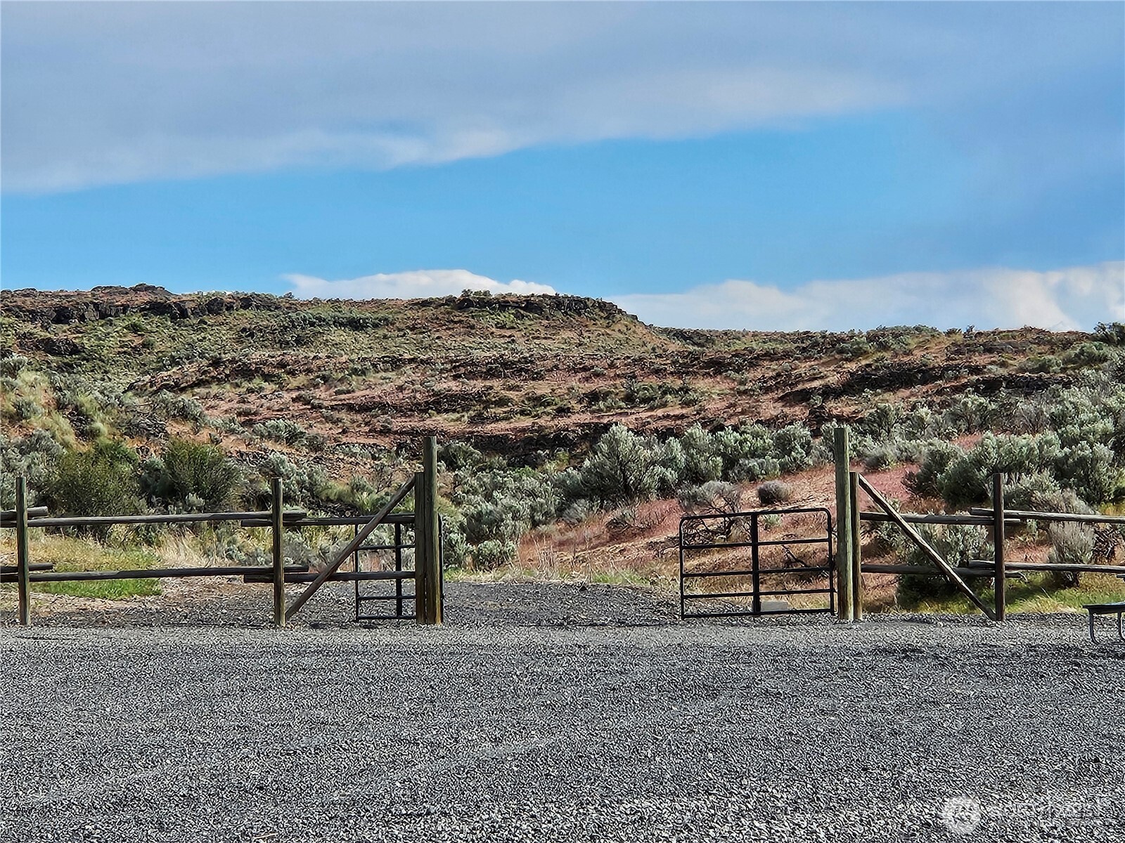 5365 W Coyote Trail Property Photo 35