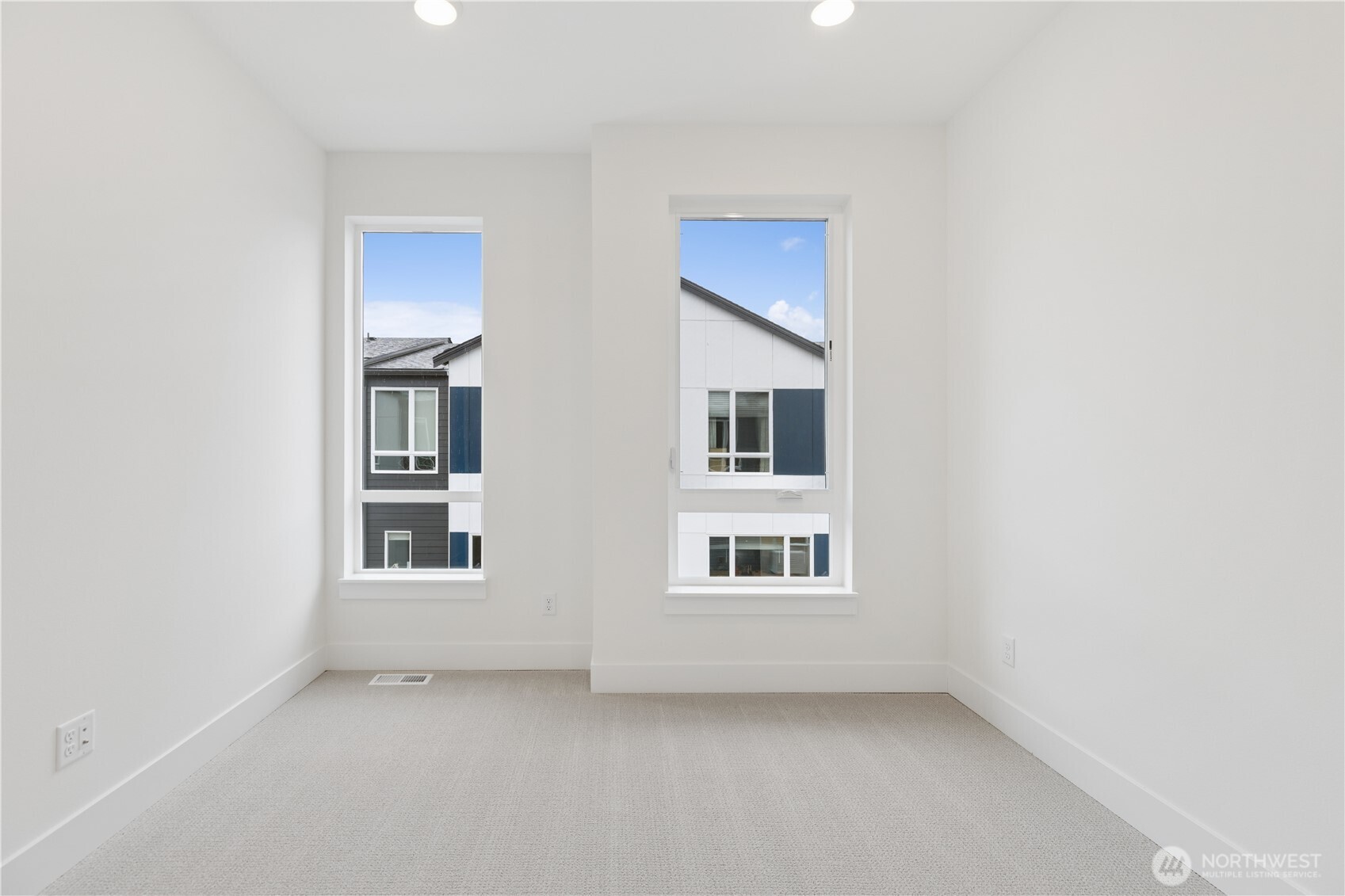 12207 137th Place 2602 Property Photo 13