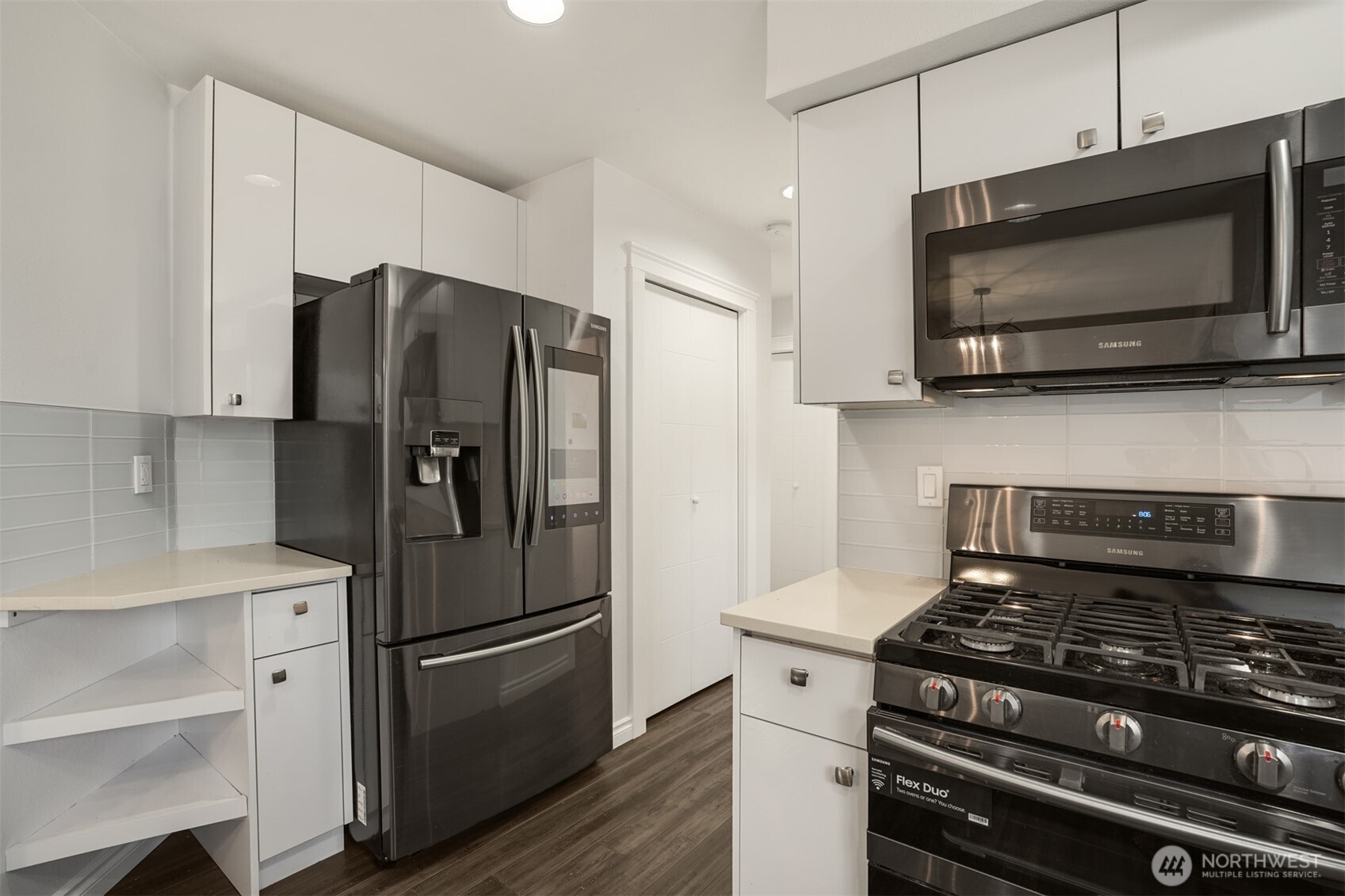 5418 31st Street Property Photo 8