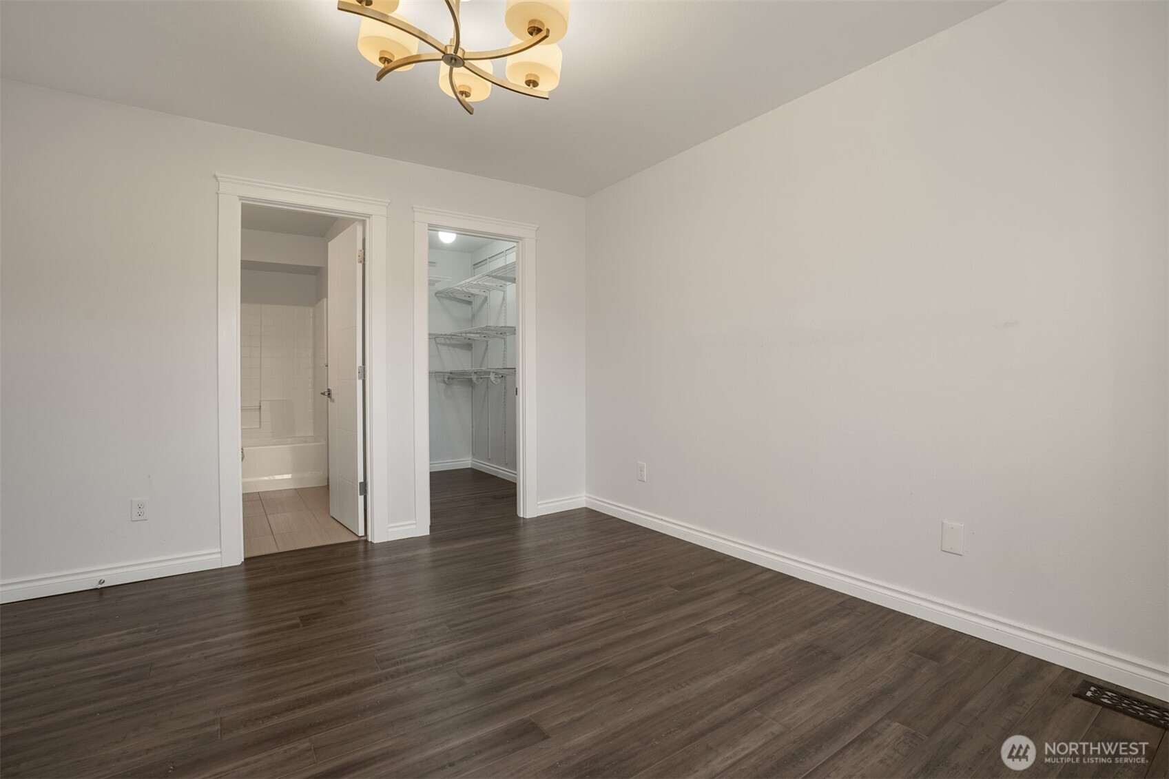 5418 31st Street Property Photo 17