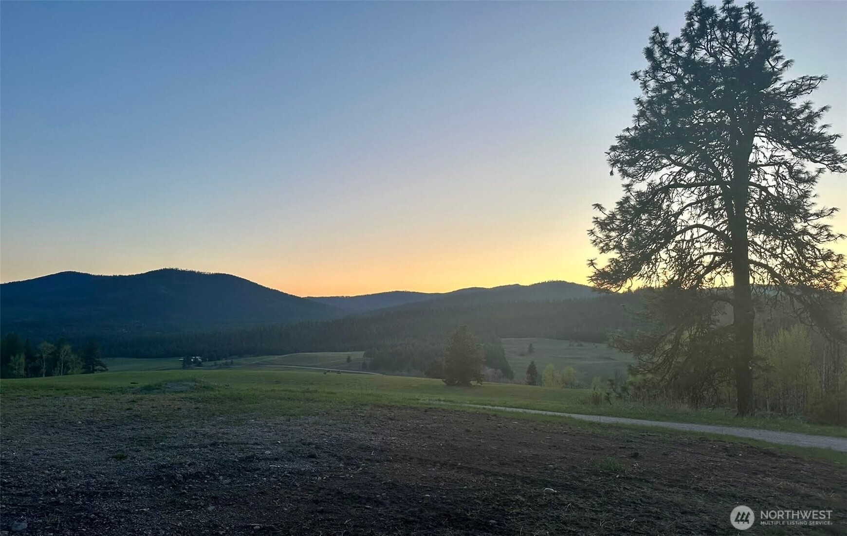 54 Hardrock Road Property Photo 10