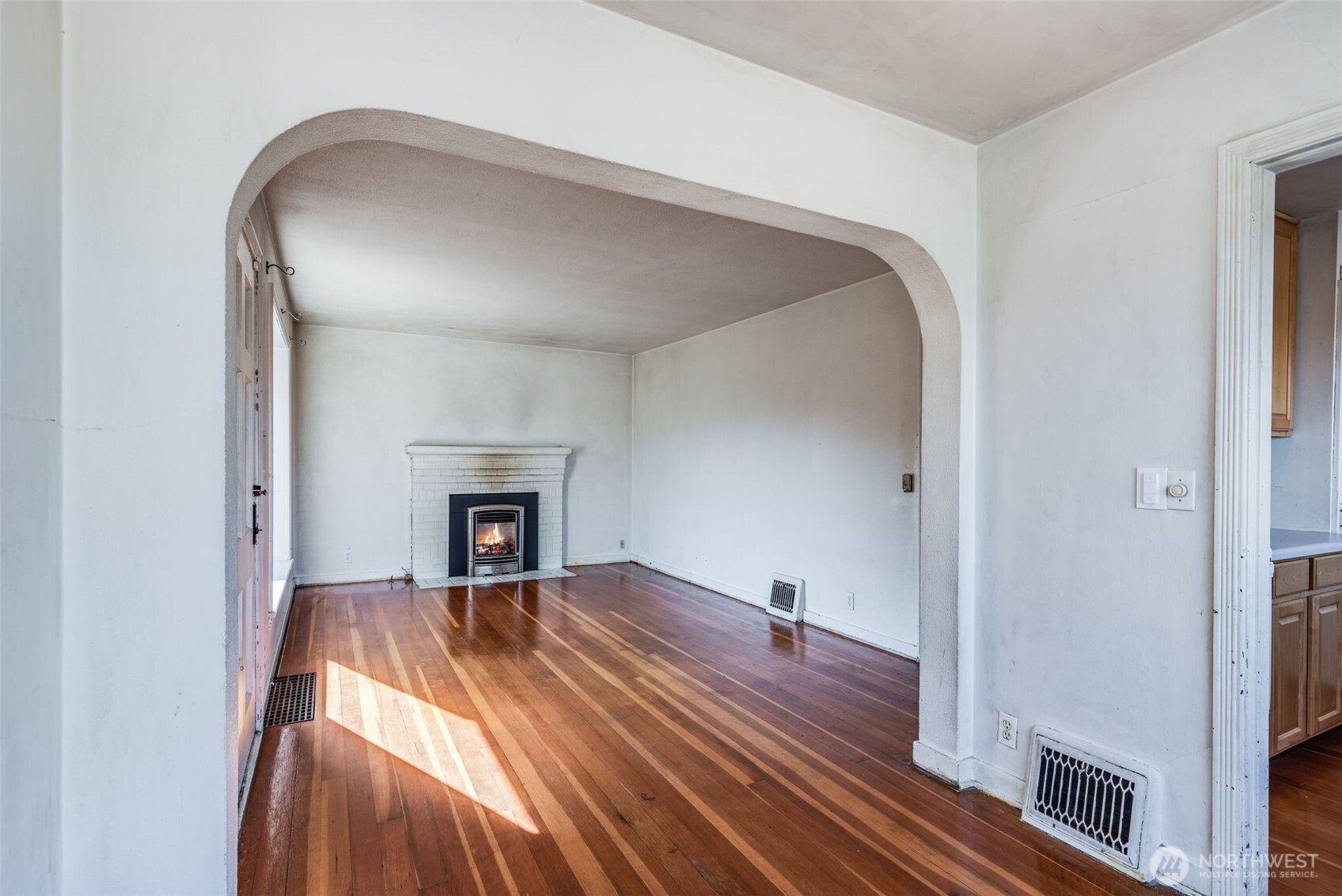 2517 23rd Avenue Property Photo 4