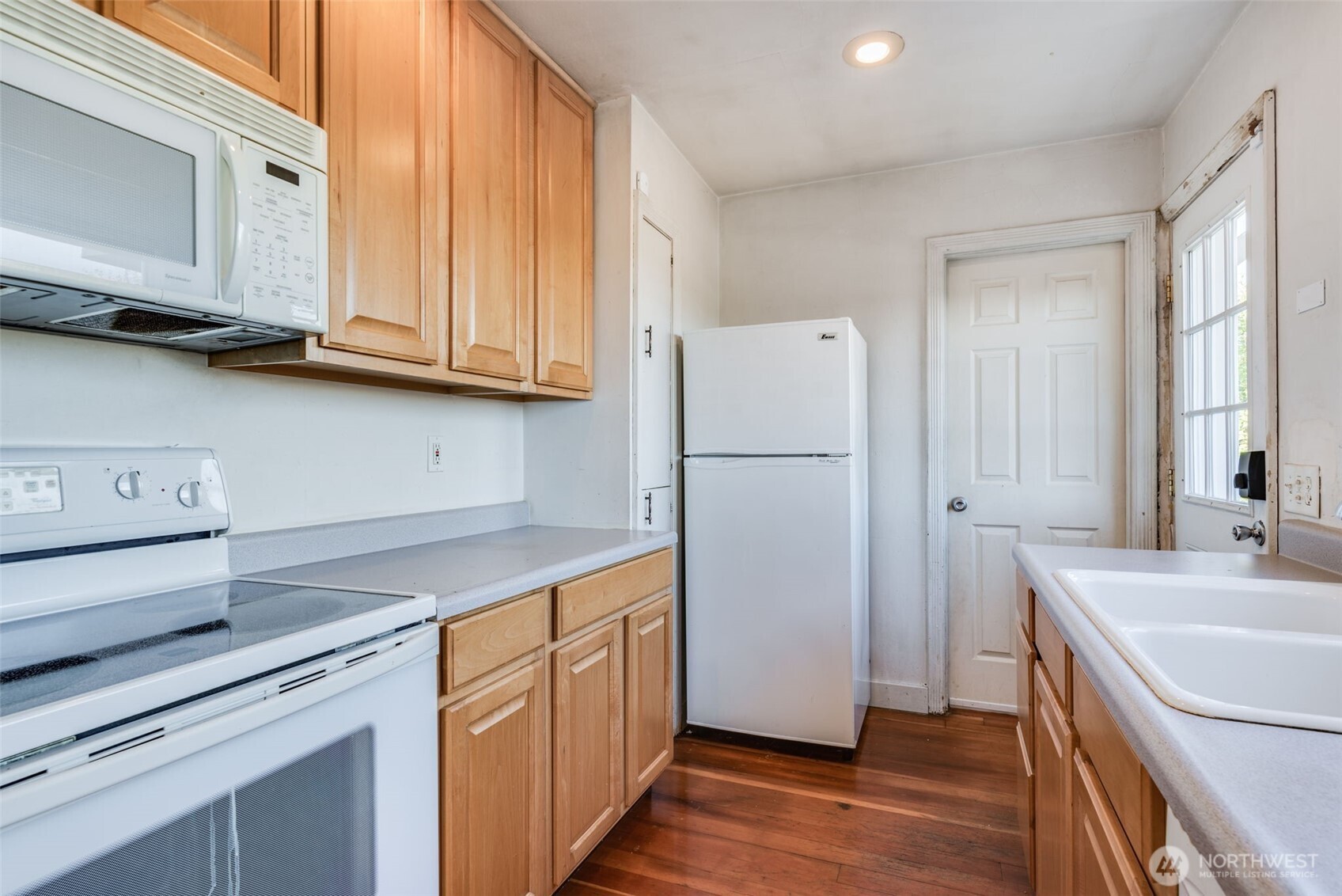 2517 23rd Avenue Property Photo 10