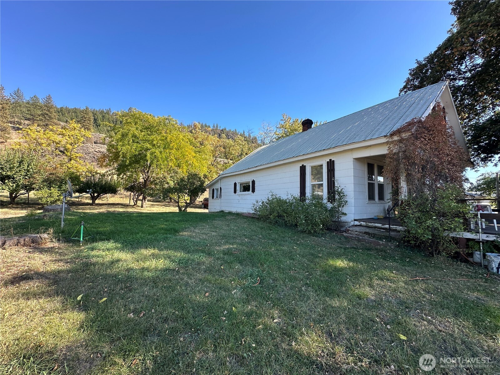 640 Highland Loop Road Property Photo 5