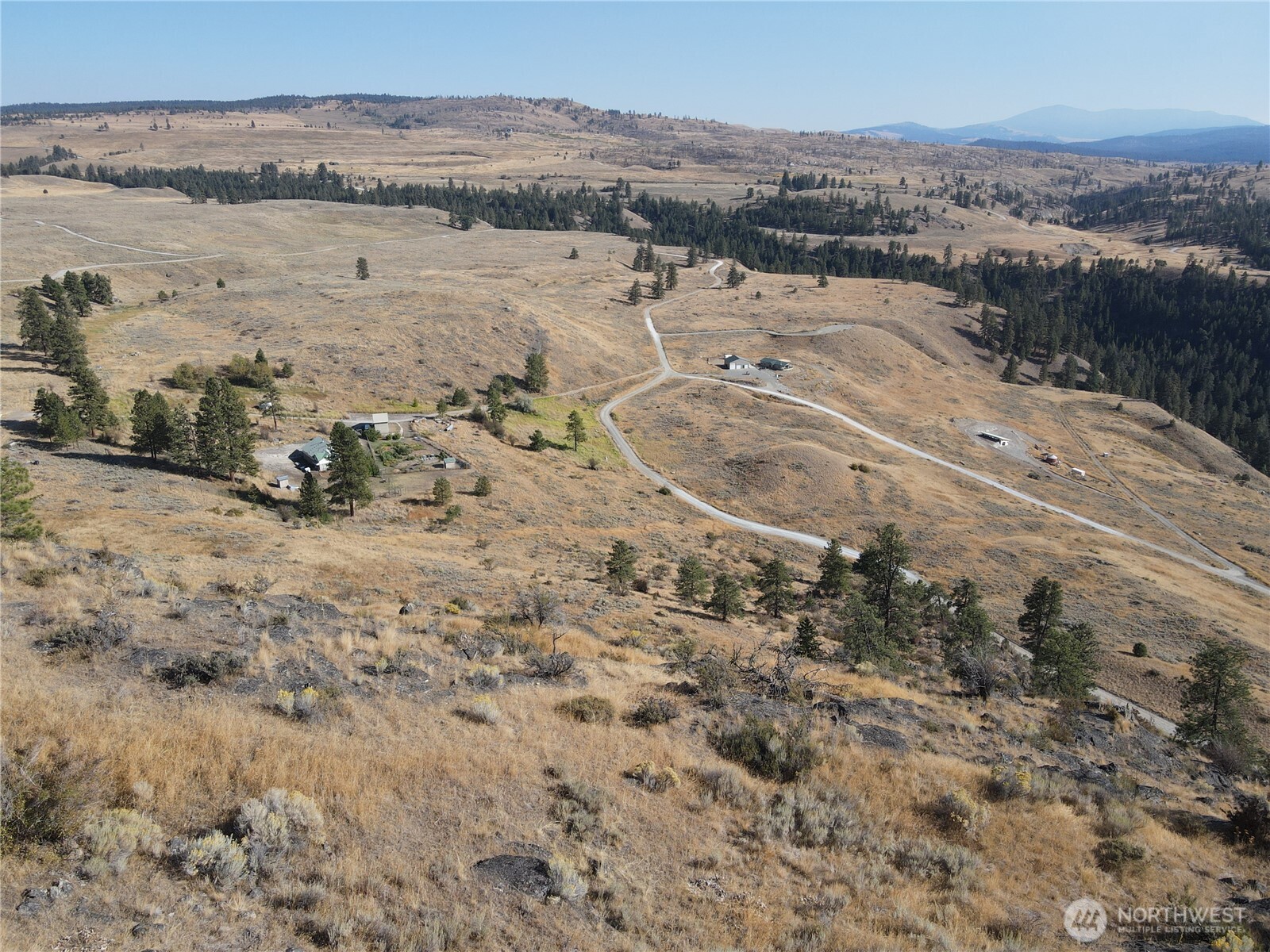 19 Meadowlark Road Property Photo 16