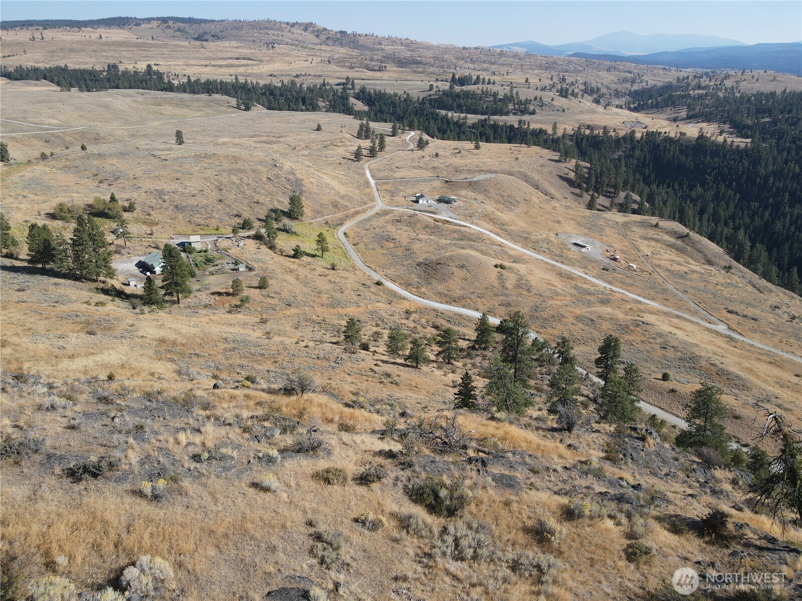 19 Meadowlark Road Property Photo 17
