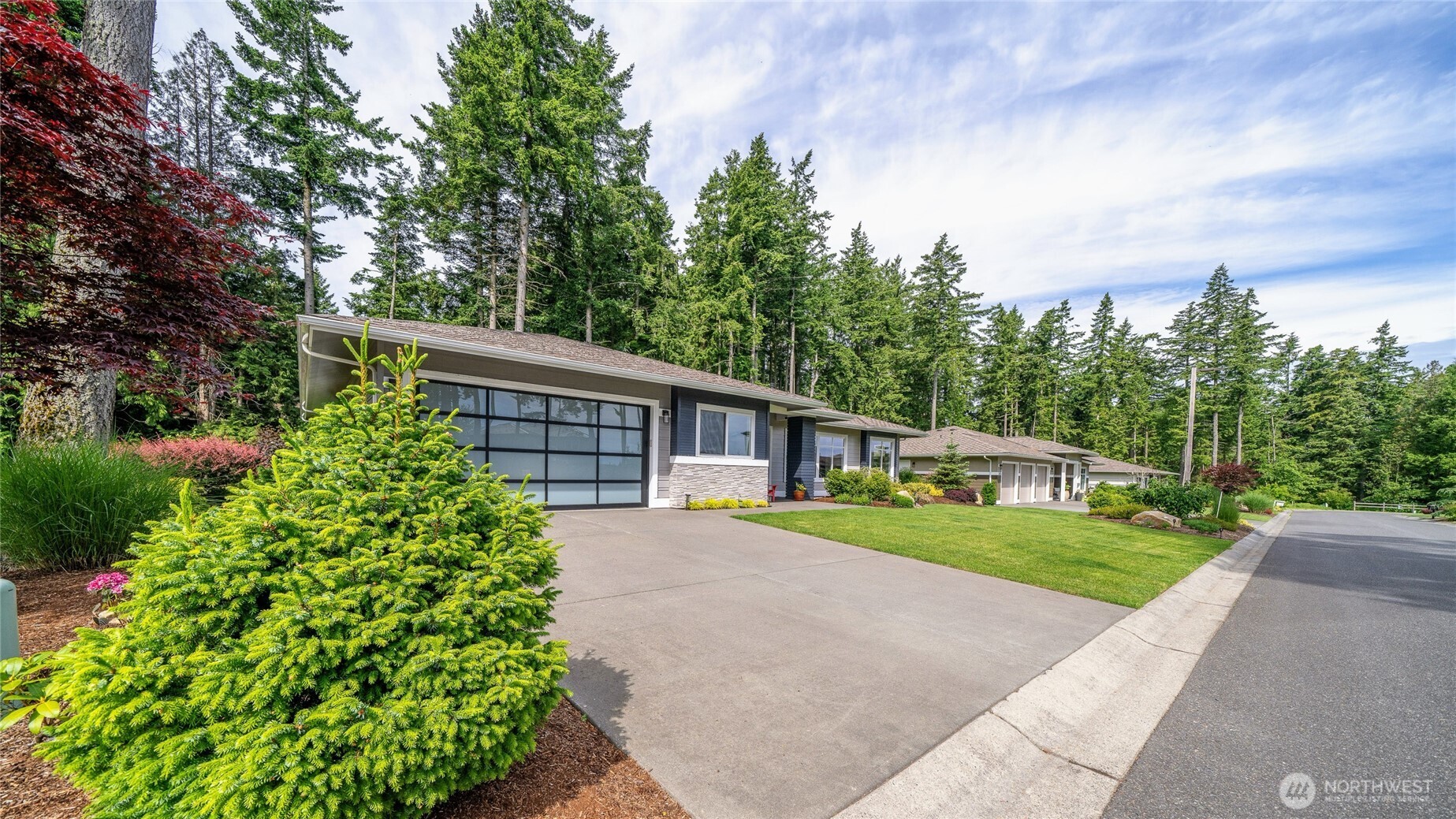 5469 Wood Duck Loop Property Photo 2