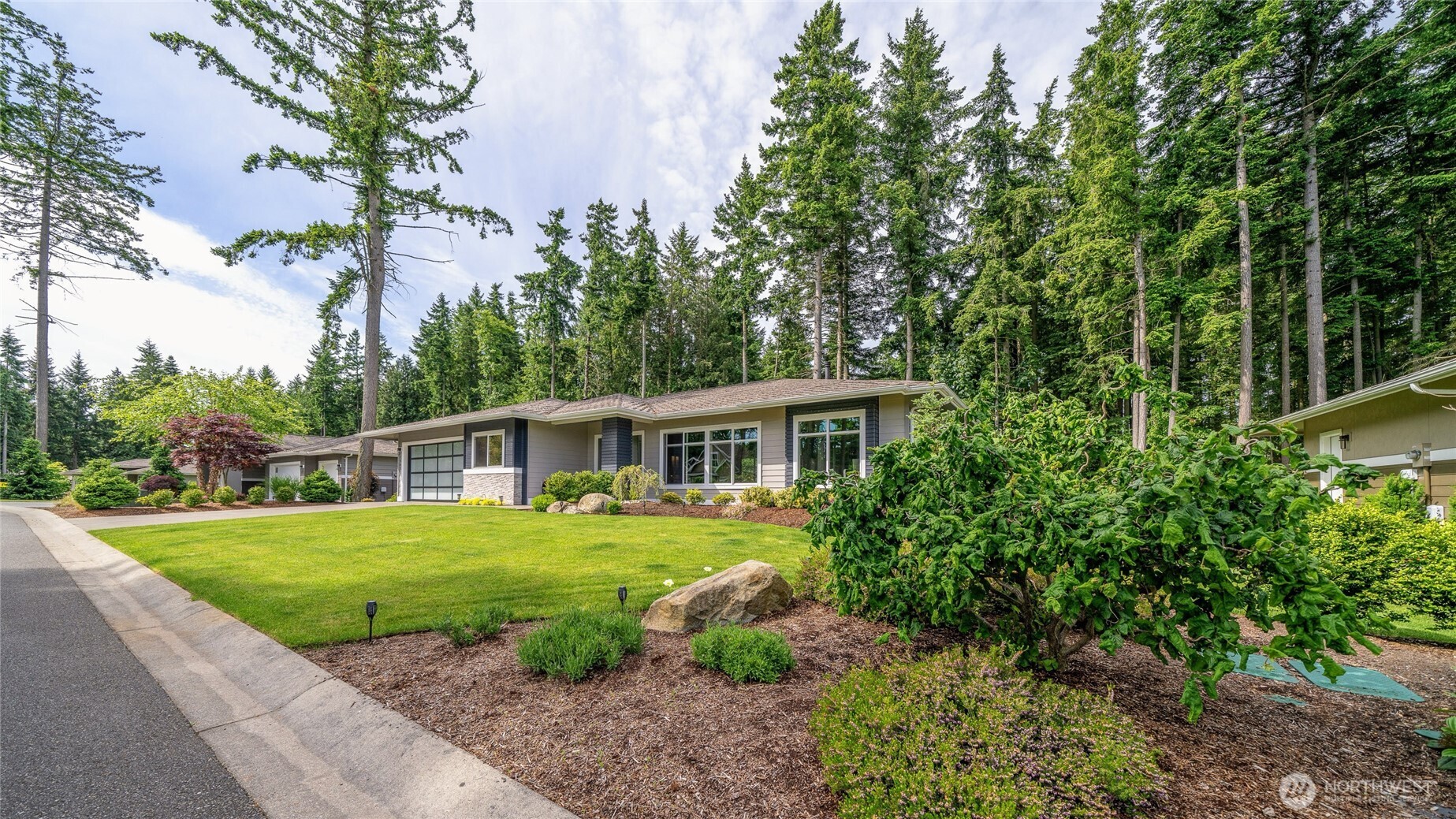 5469 Wood Duck Loop Property Photo 3