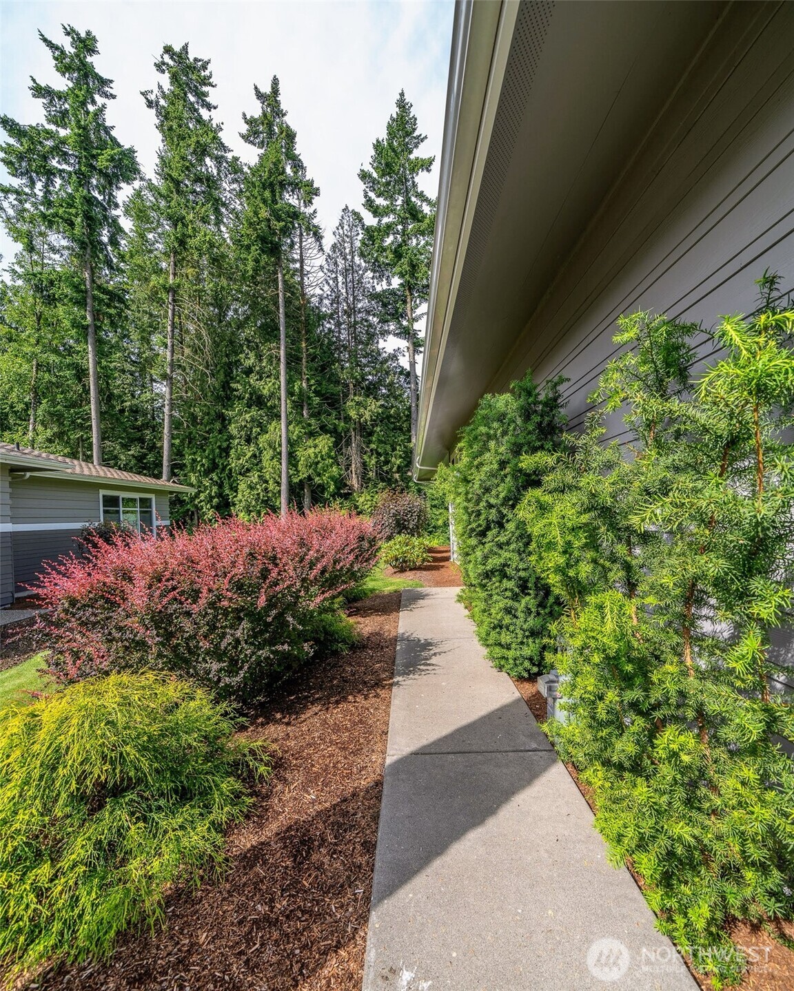5469 Wood Duck Loop Property Photo 6