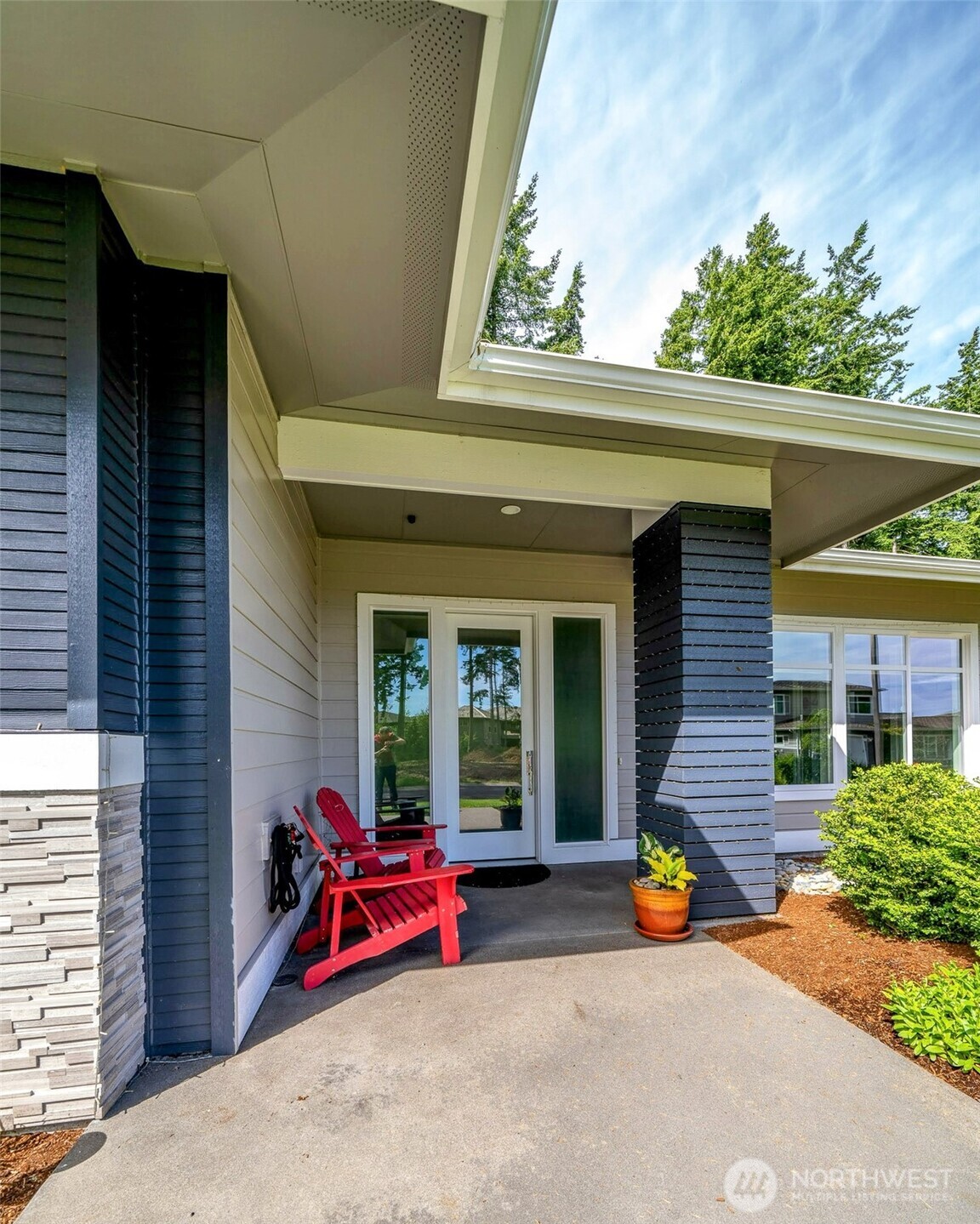 5469 Wood Duck Loop Property Photo 8