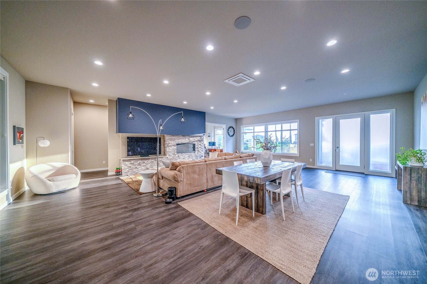 5469 Wood Duck Loop Property Photo 11