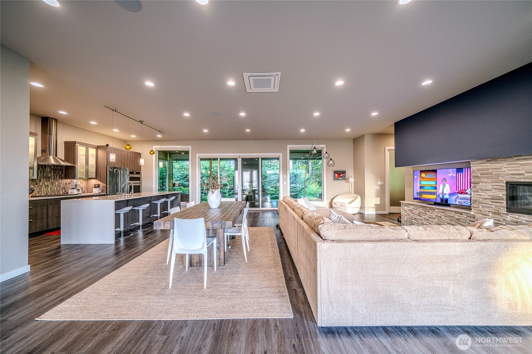 5469 Wood Duck Loop Property Photo 14