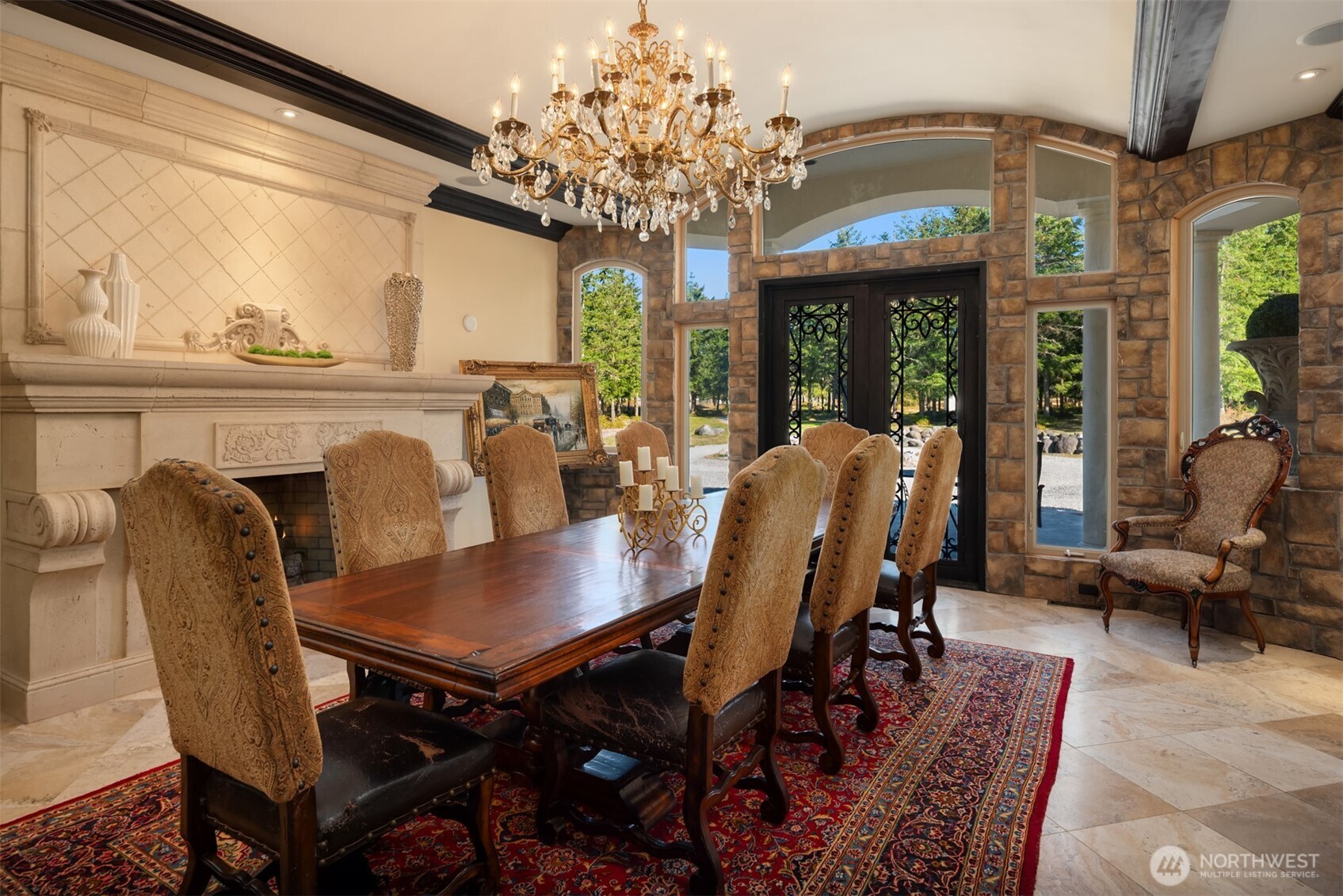 2444327 Property Photo 18