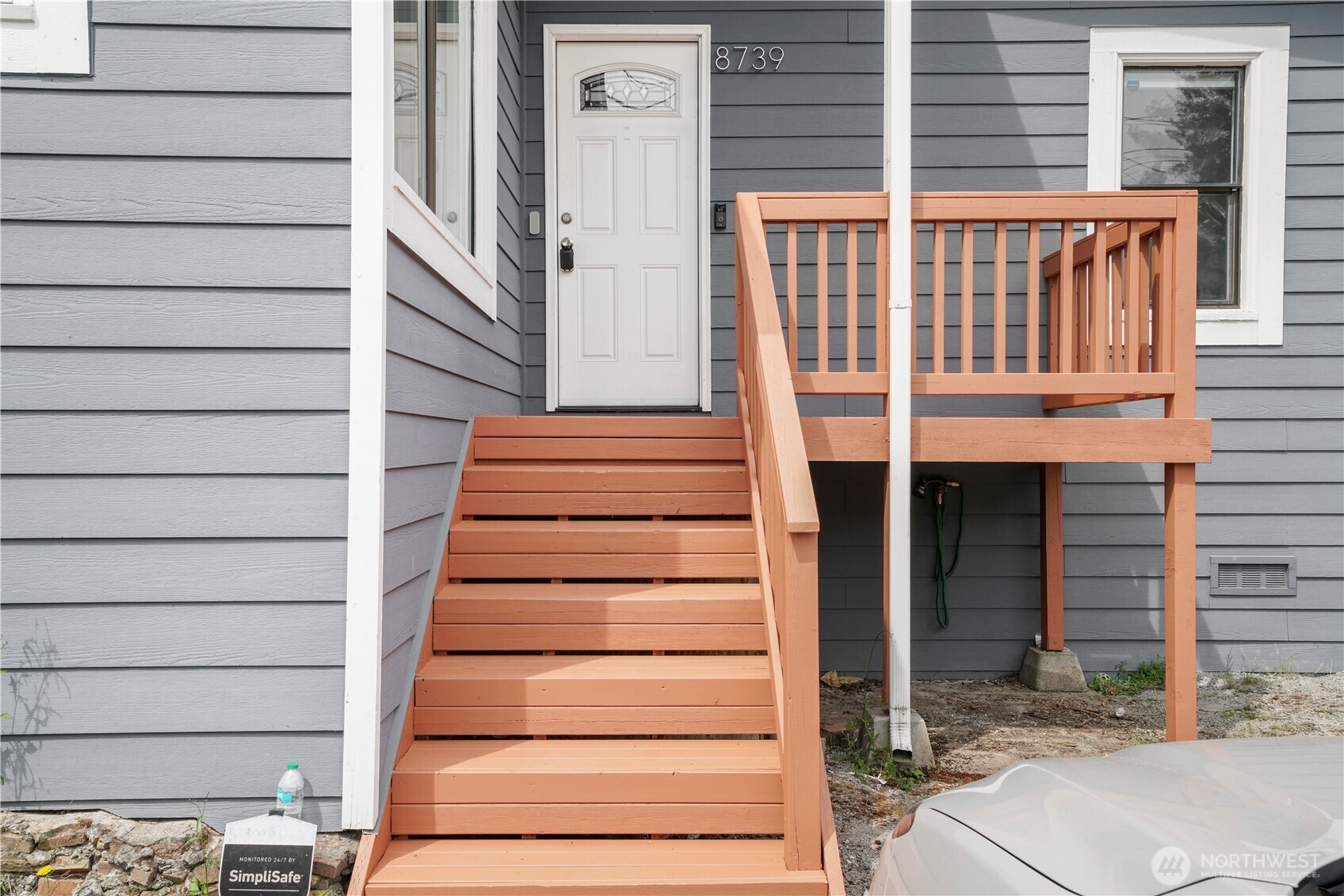 8739 17th Avenue Property Photo 4