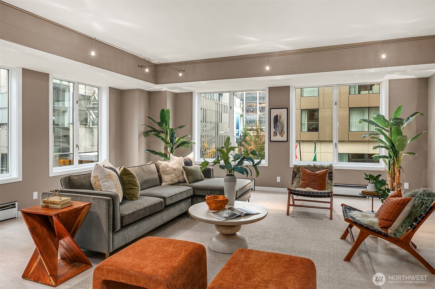 98 Union Street 309 Property Photo 1