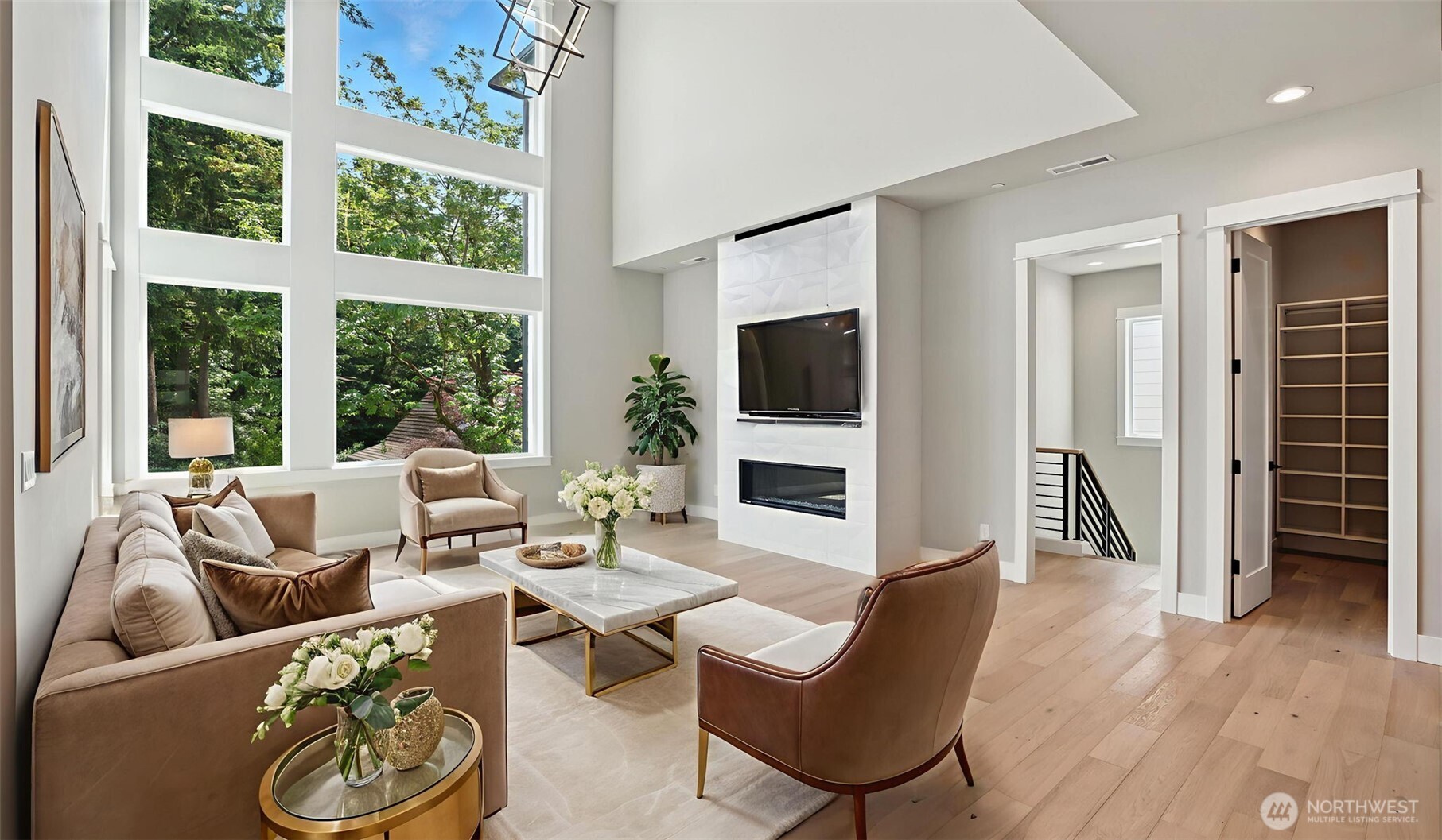 1582 213th Court Property Photo 3