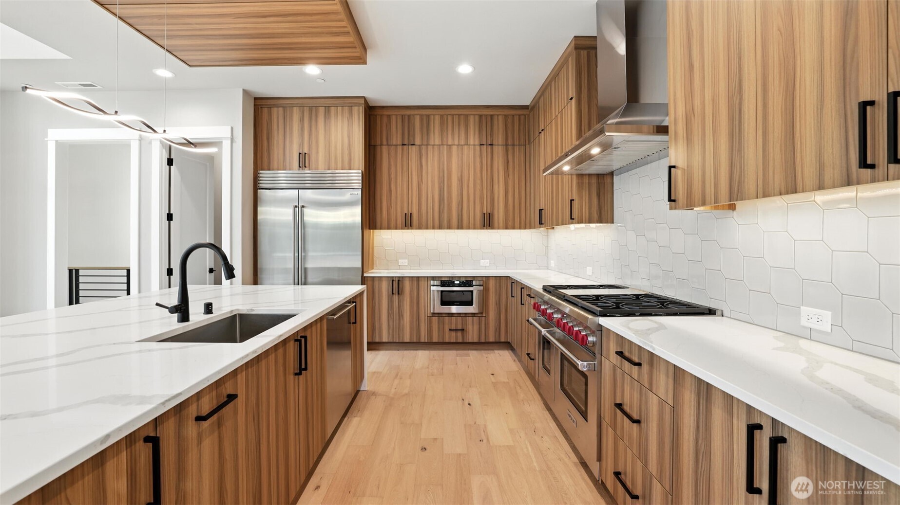 1582 213th Court Property Photo 8