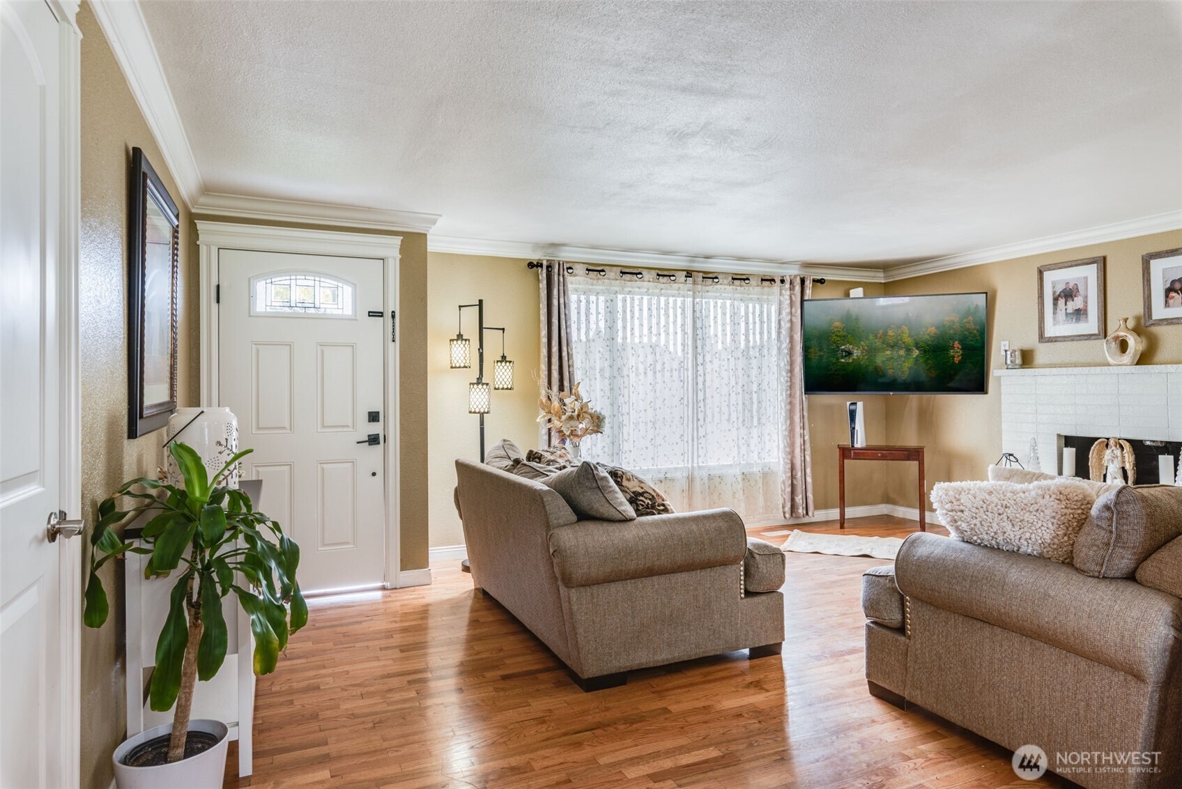 1024 21st Street Property Photo 2