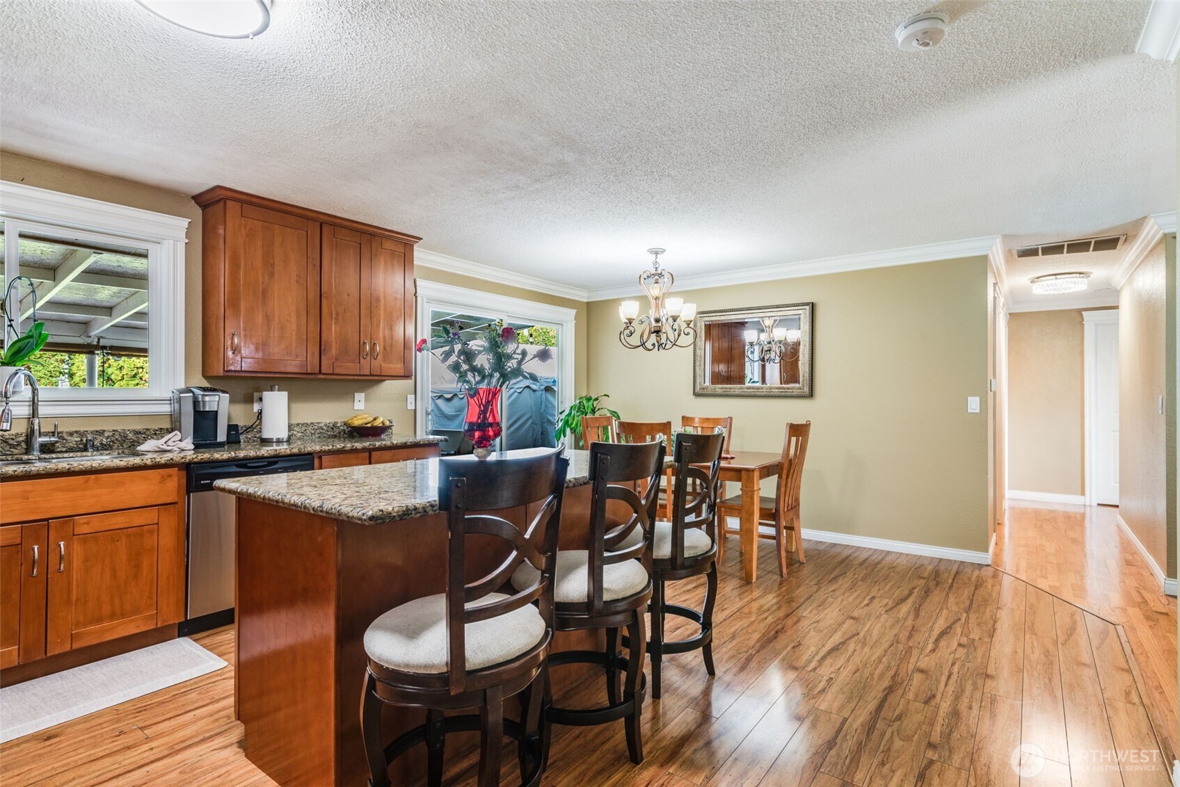 1024 21st Street Property Photo 14