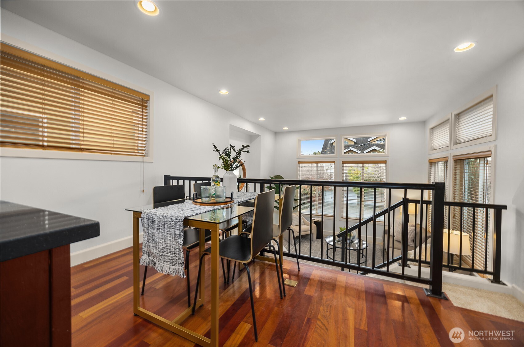 2120 W Ruffner Street Property Photo 10