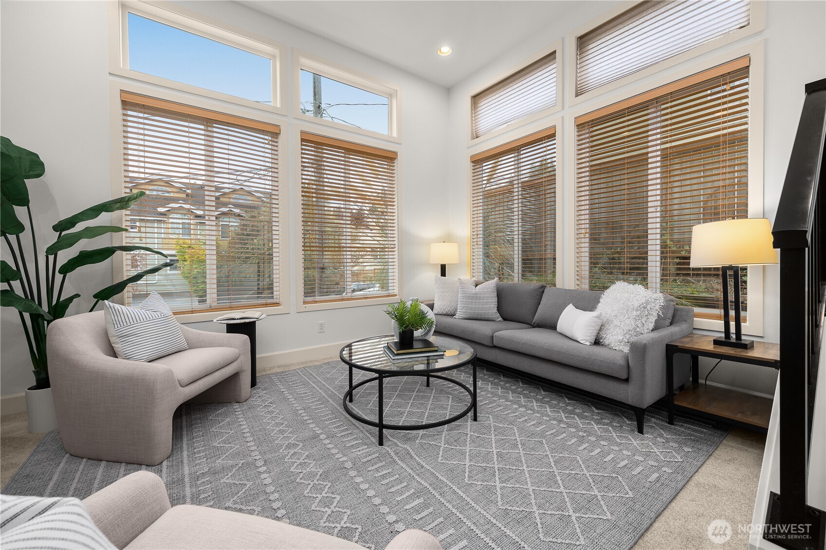 2120 W Ruffner Street Property Photo 12