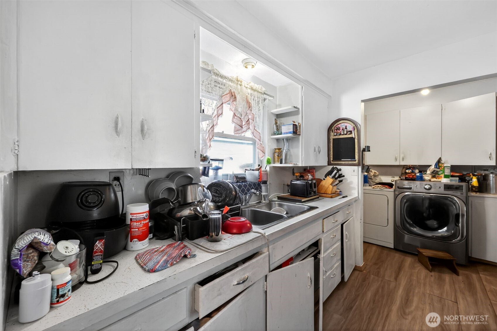 1717 10th Avenue Property Photo 8