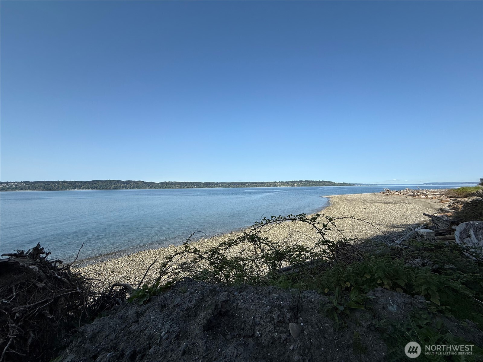 12 W Gedney Way Property Photo 13