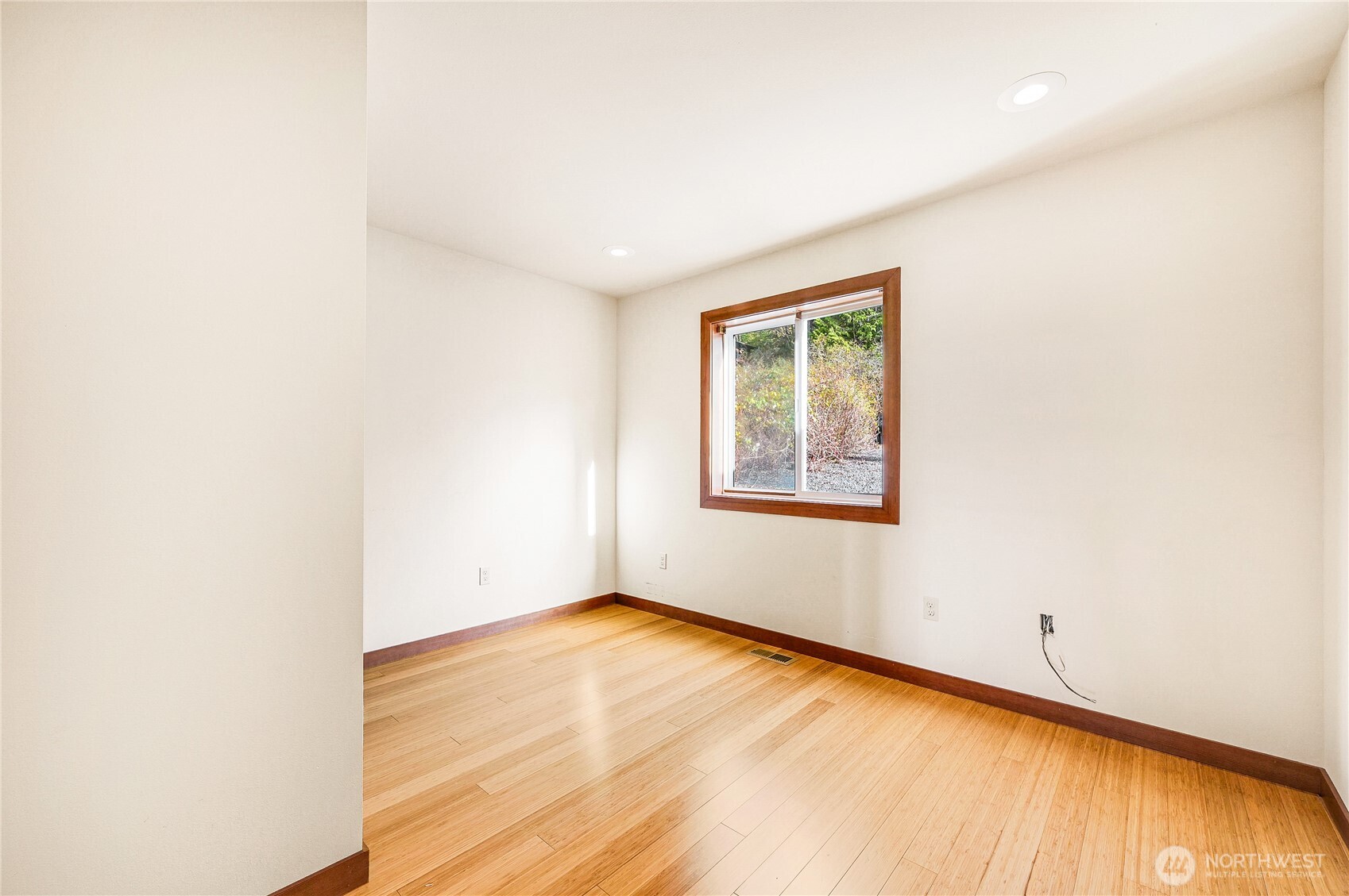 17980 Cobahud Road Property Photo 20