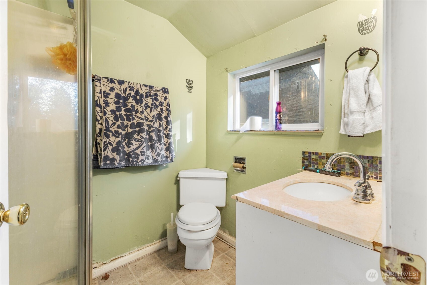 6037 Old Guide Road Property Photo 15