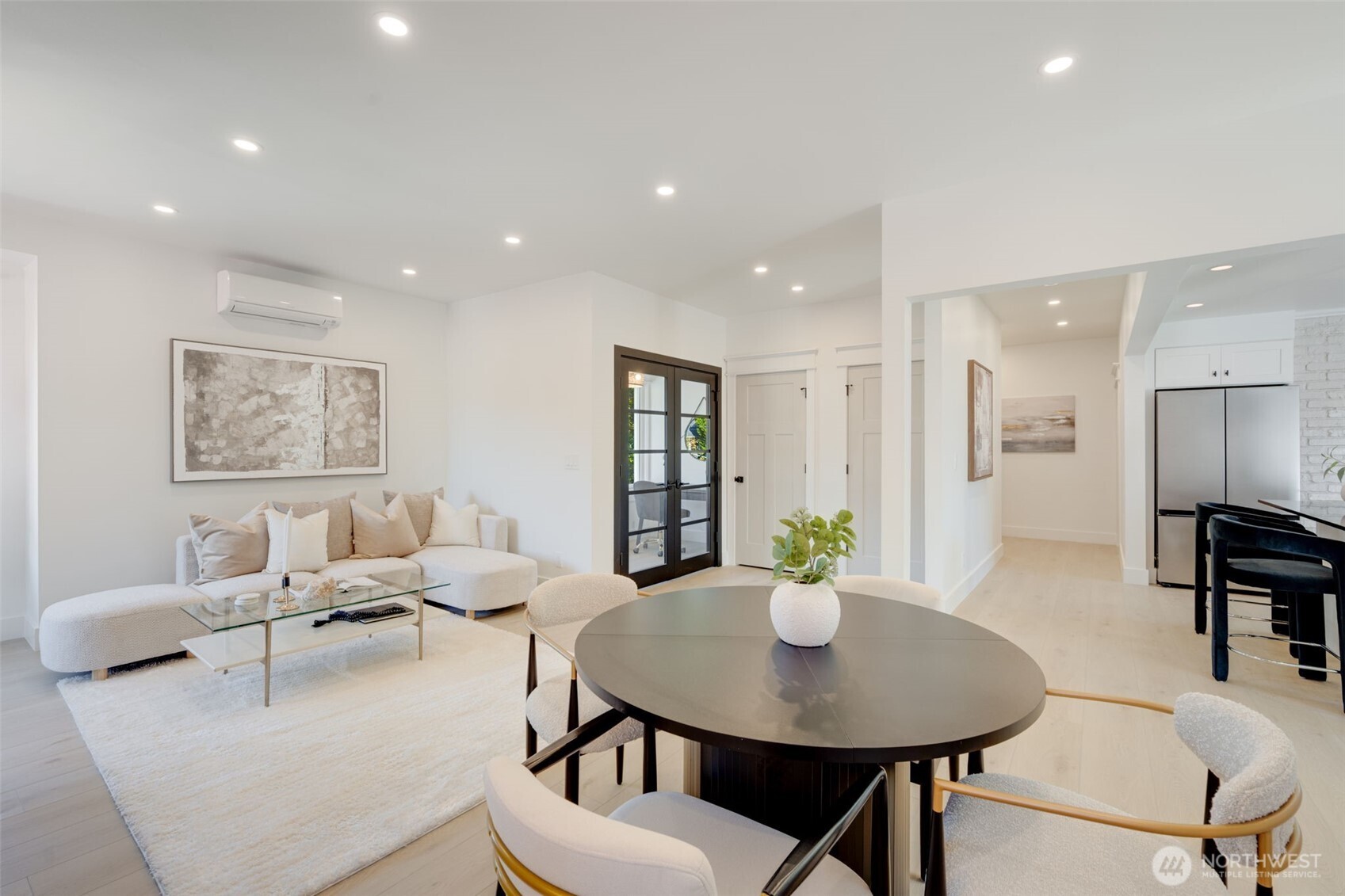 4205 5th Avenue Property Photo 3