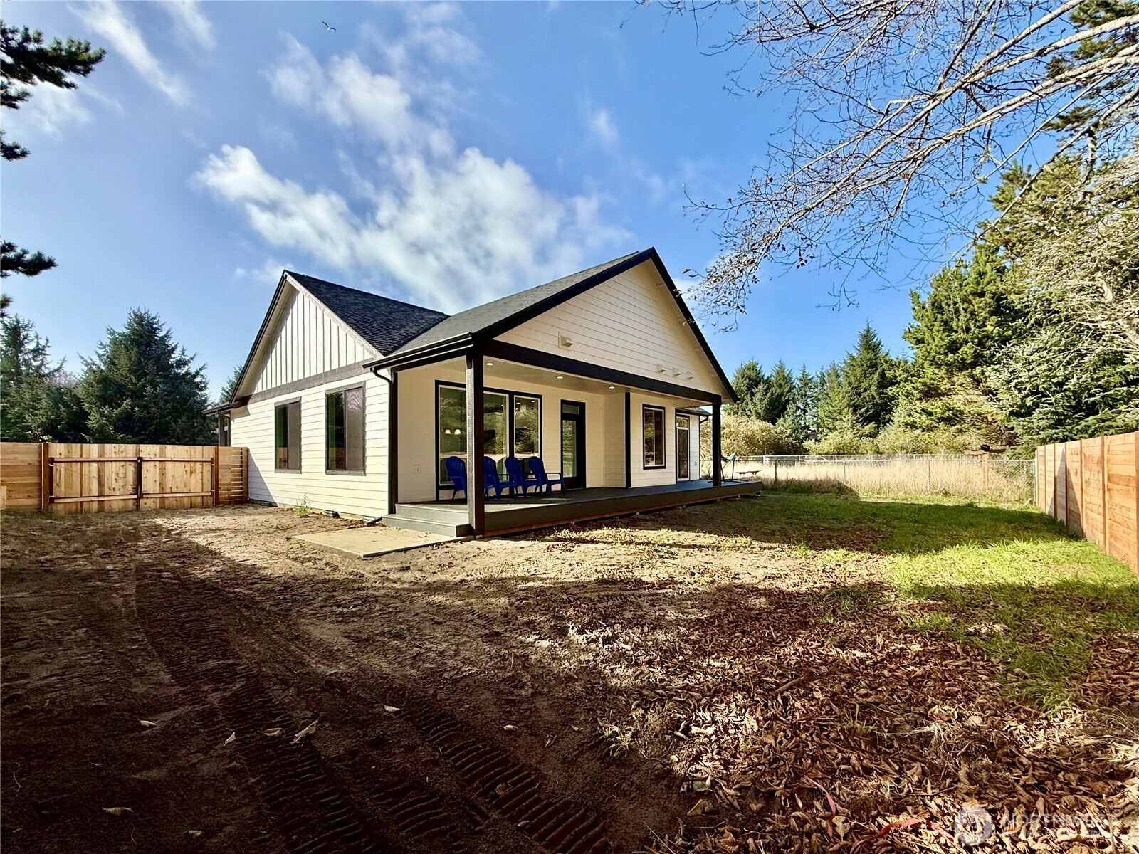 716 Island Circle Property Photo 8