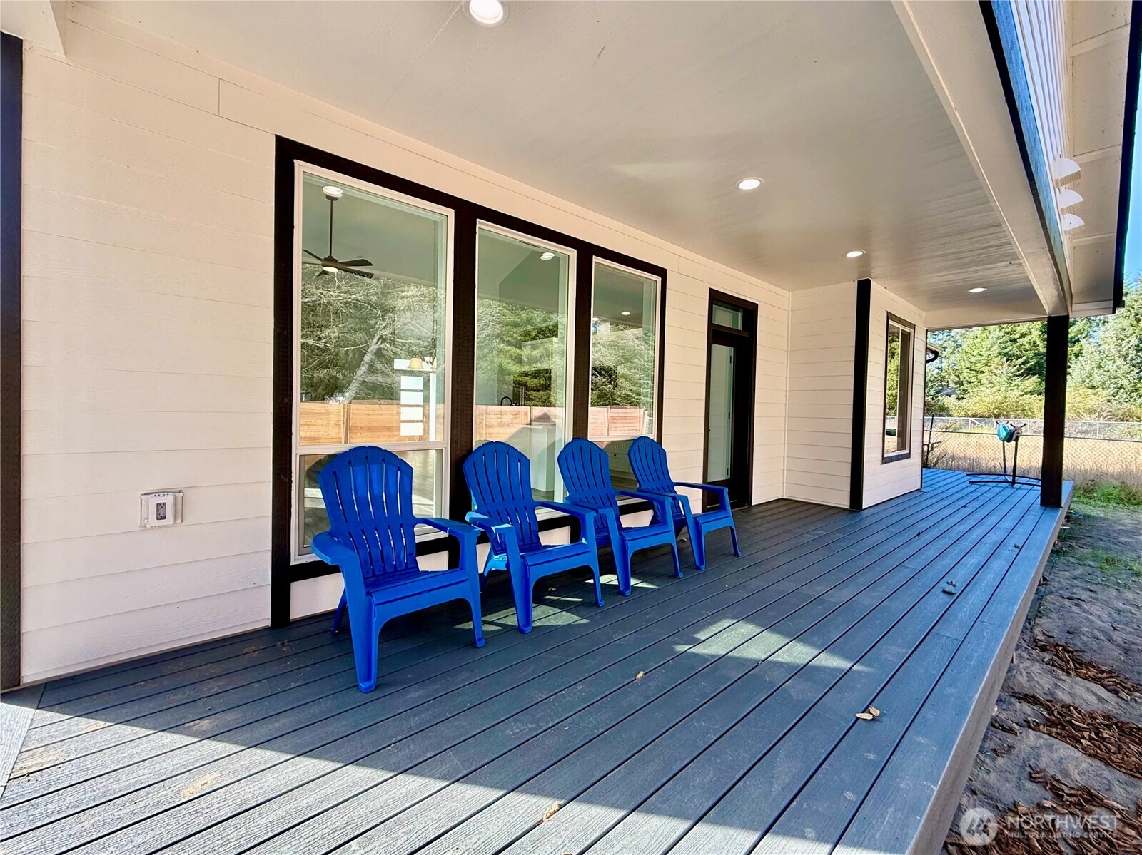 716 Island Circle Property Photo 11