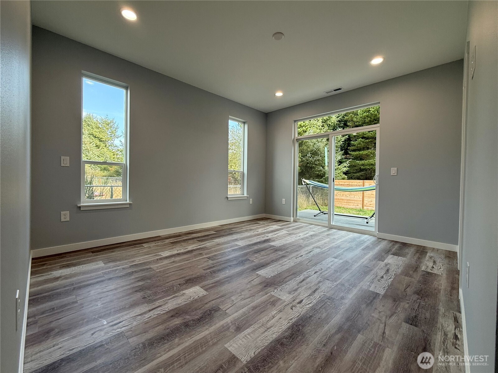 716 Island Circle Property Photo 29