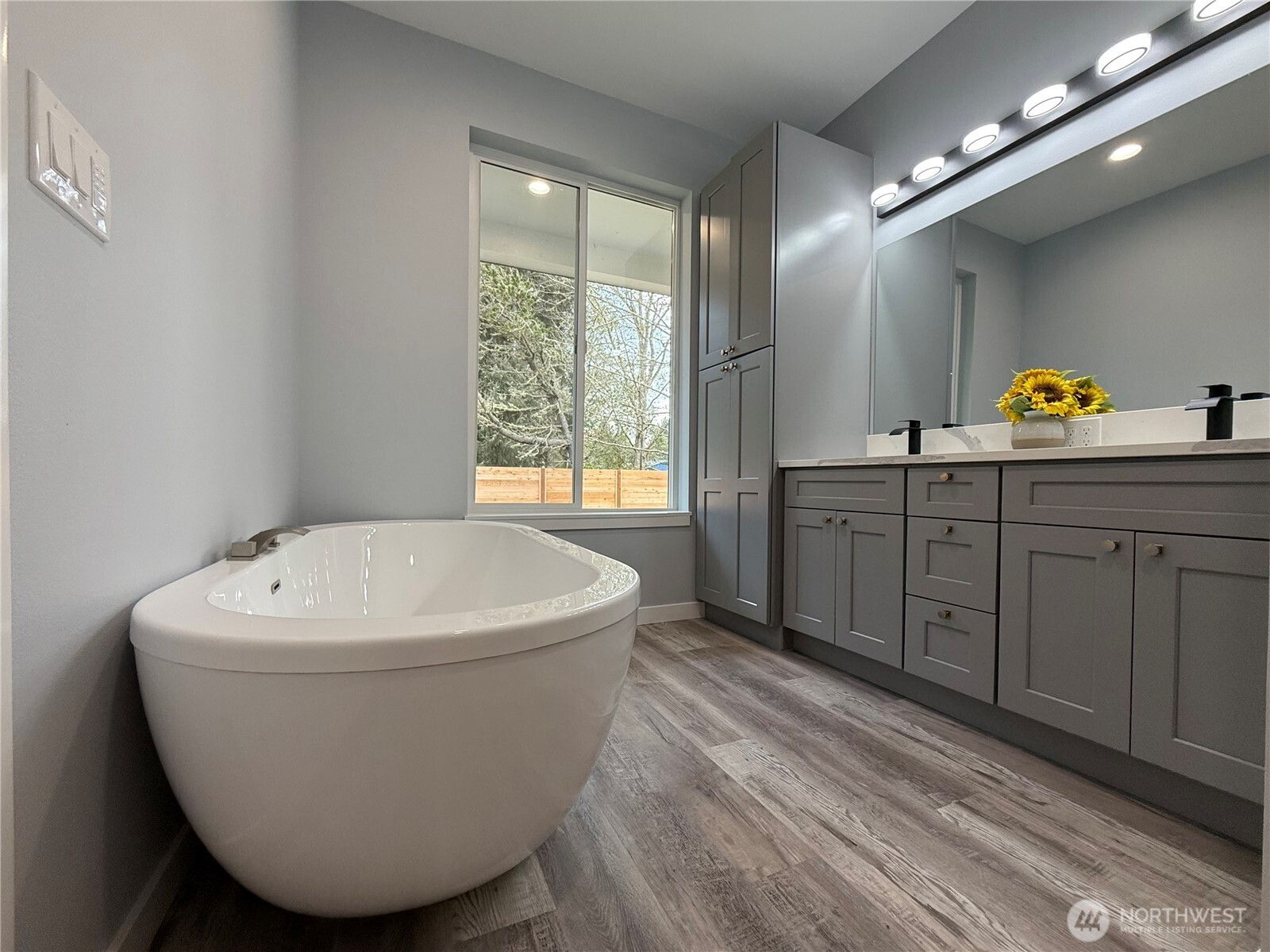 716 Island Circle Property Photo 34