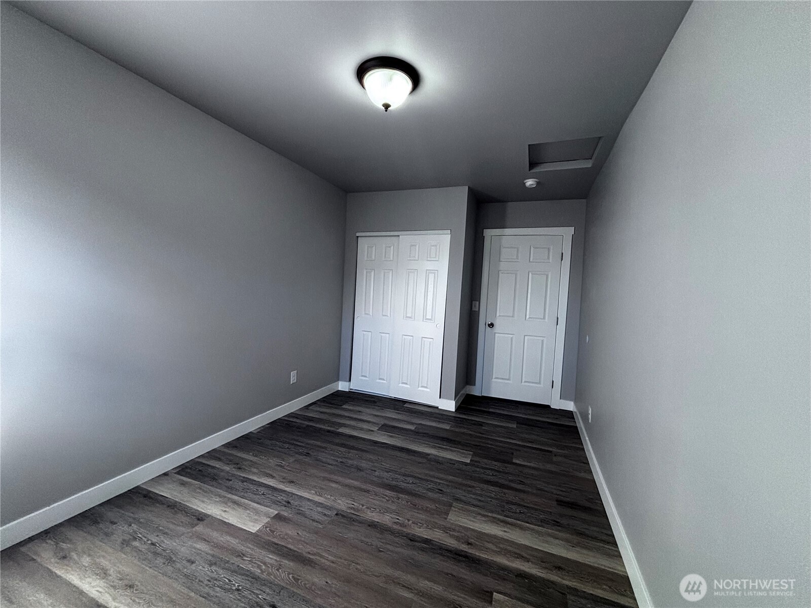 207 N Birch St Property Photo 21
