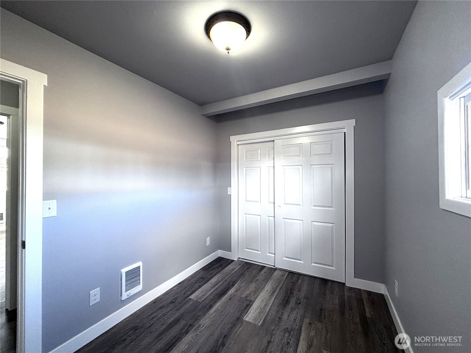 207 N Birch St Property Photo 25