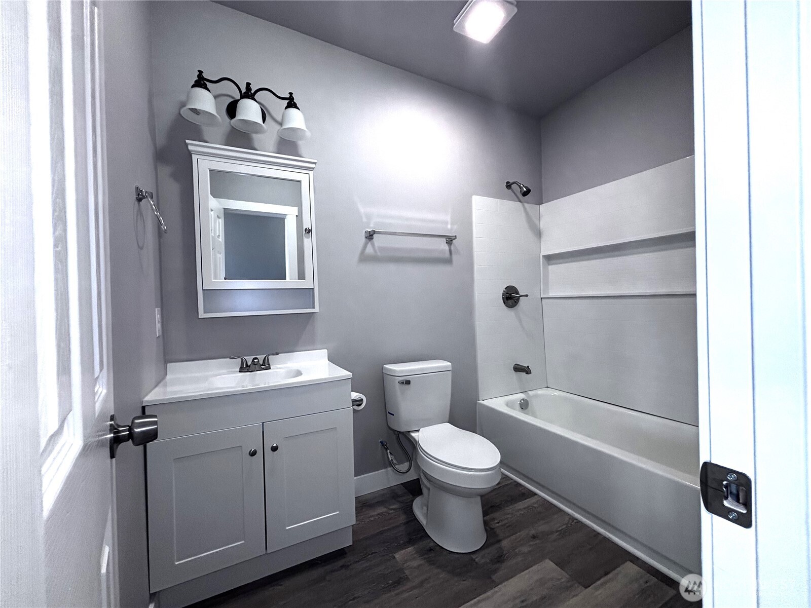 207 N Birch St Property Photo 27